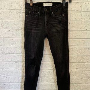 Gap True Skinny 24R Black Denim Jeans